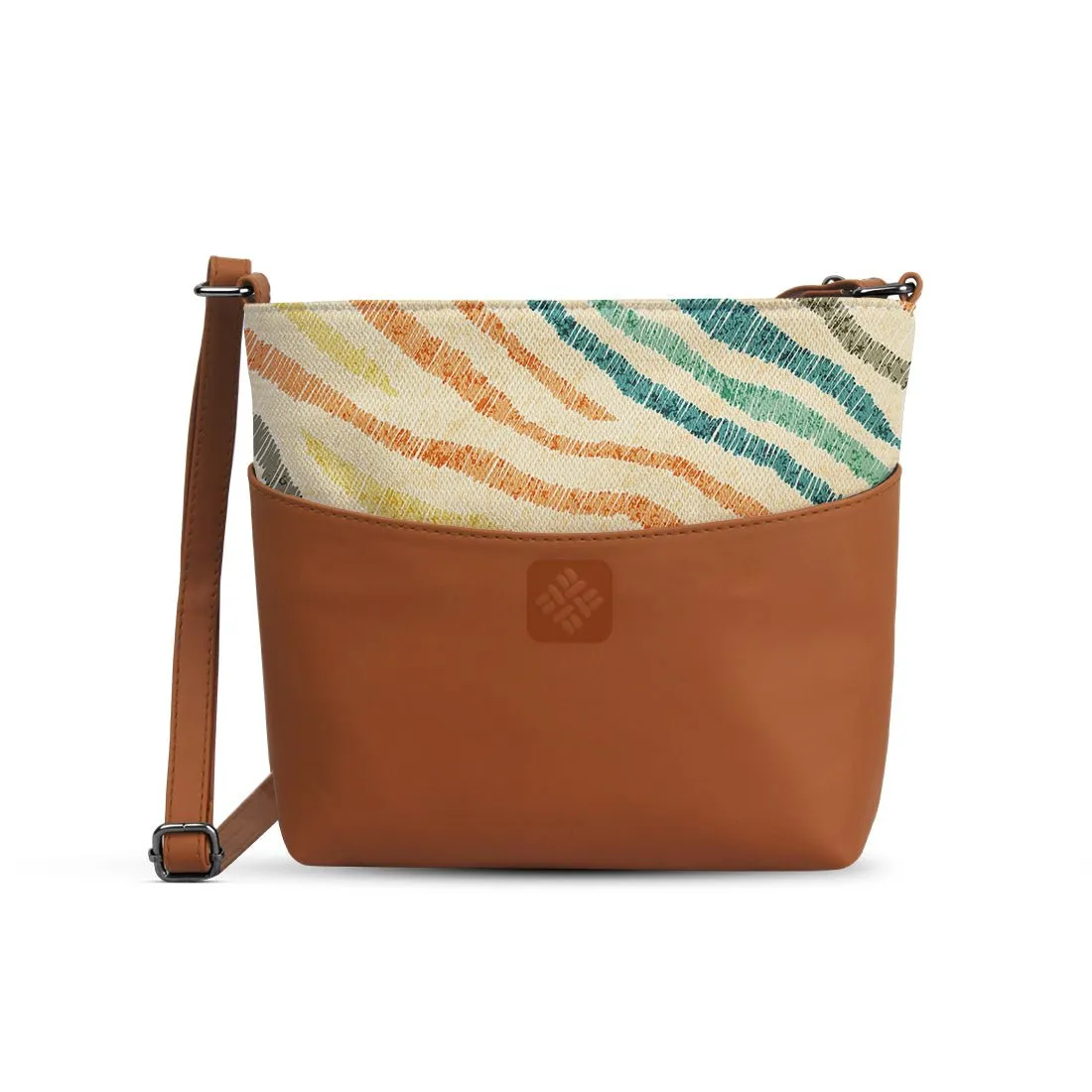 Chic Essentials Crossbody Lines