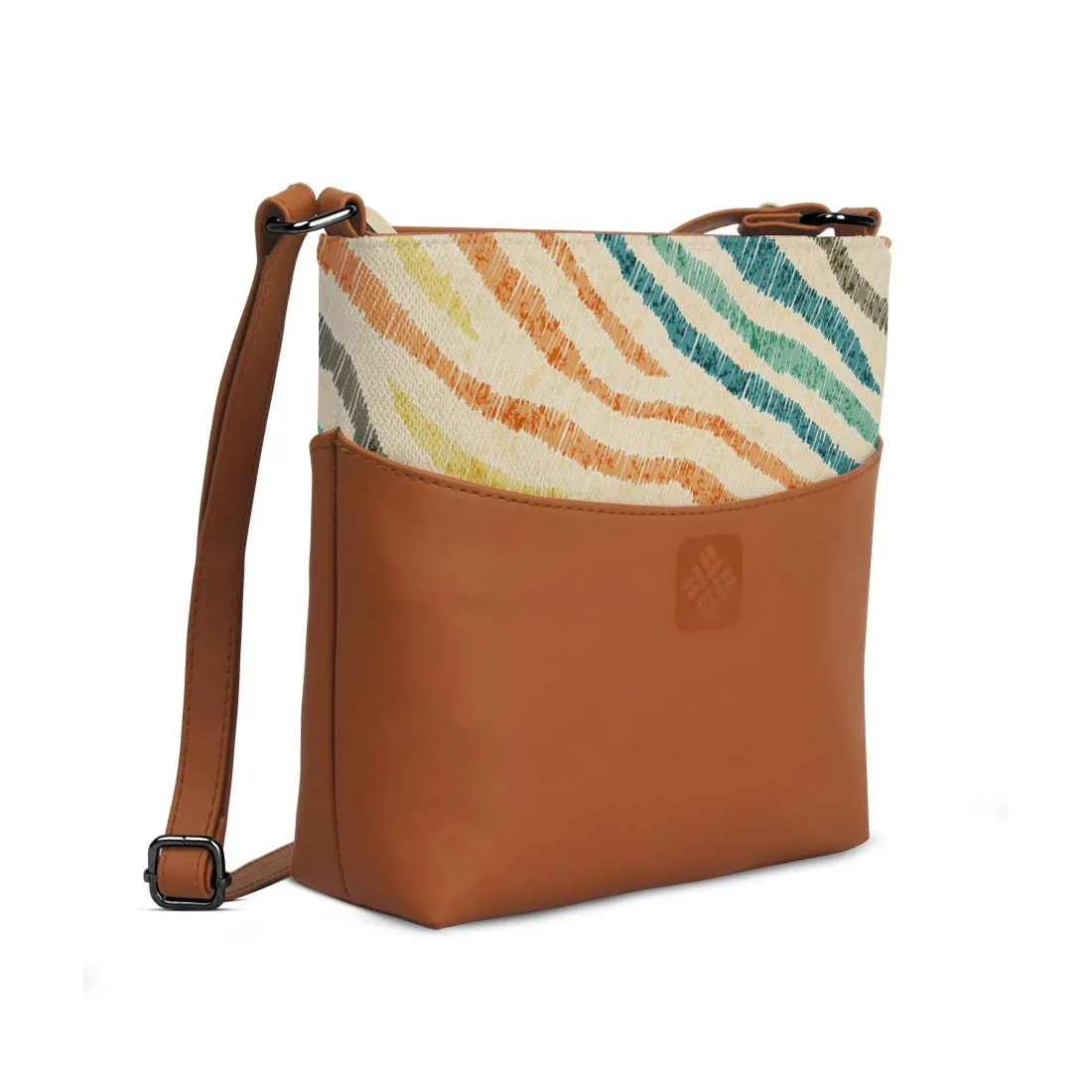 Chic Essentials Crossbody Lines