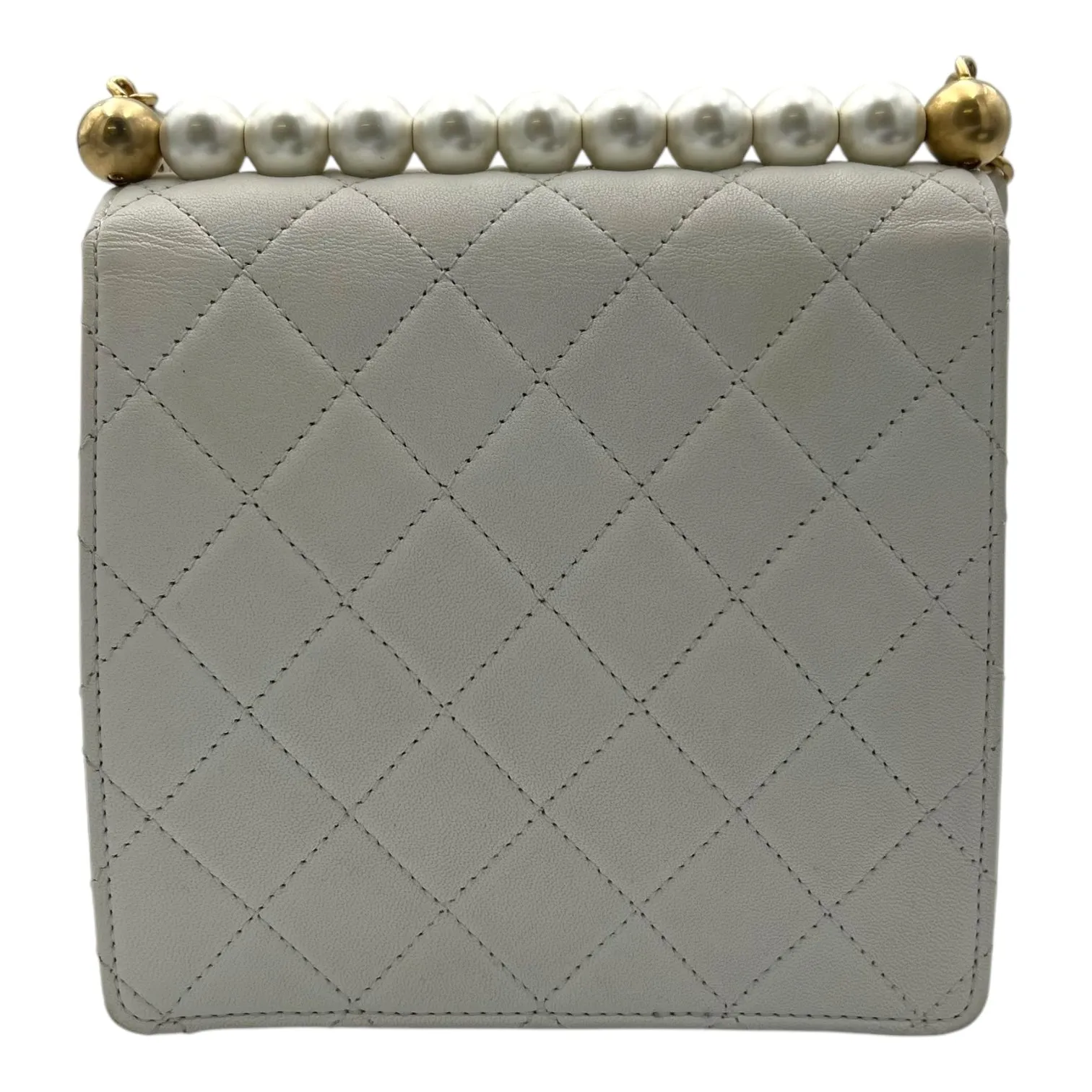 Chic Pearls White Crossbody Bag in Lambskin, Gold hardware