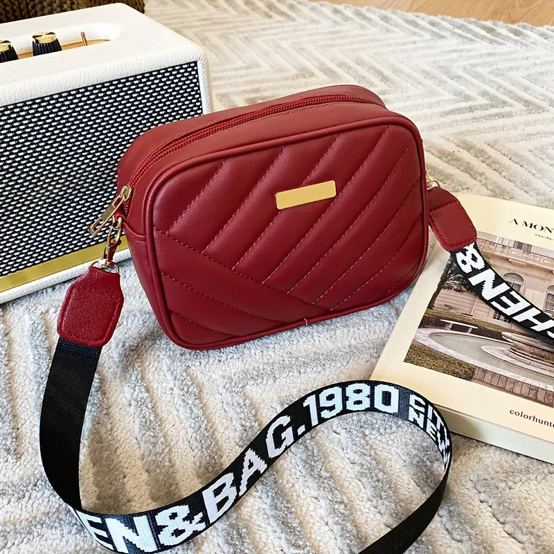 Chic Urban Satchel - Stylish Crossbody Bag