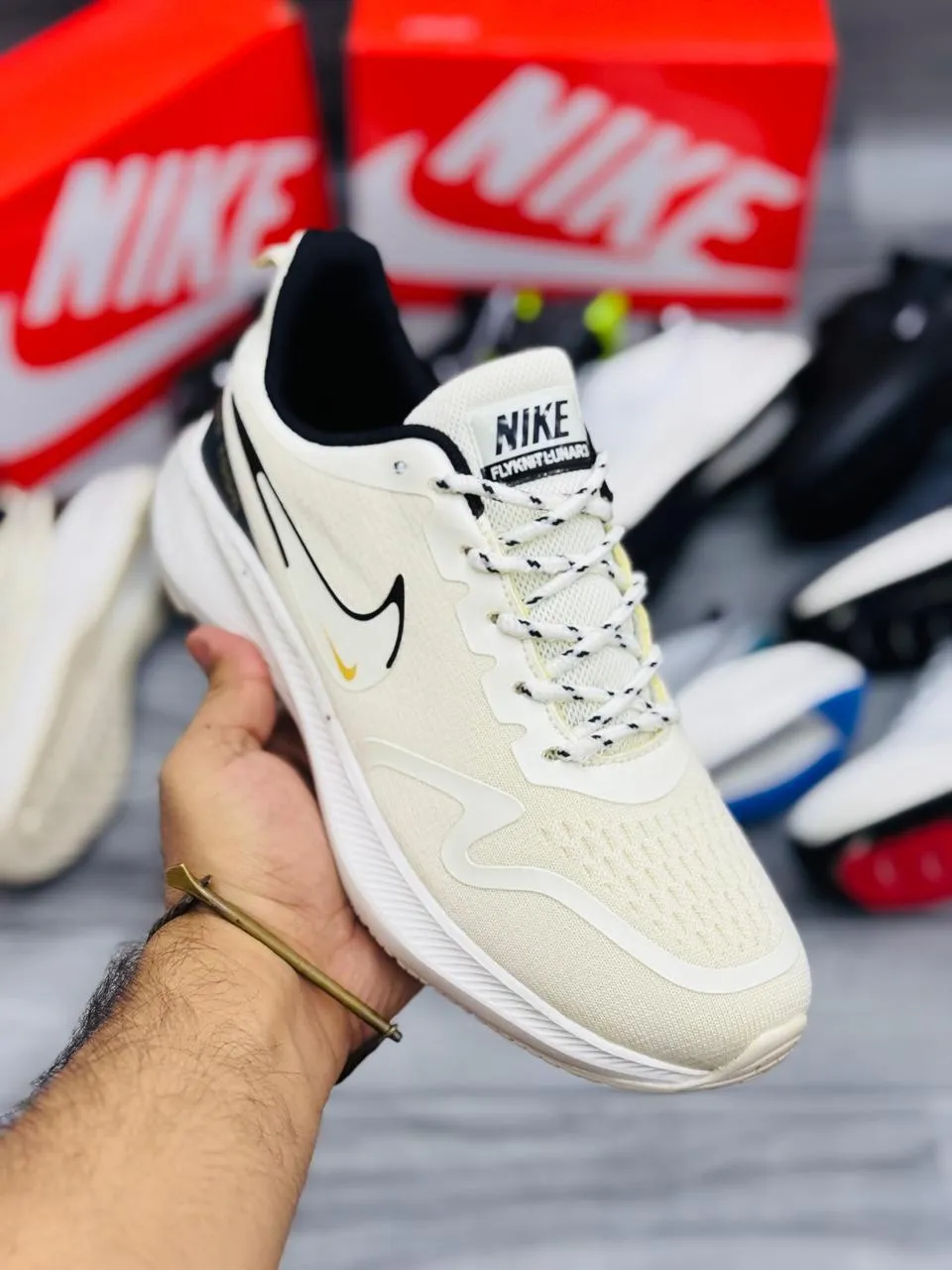 Nike Zoom Running Sneakers – Ultimate Comfort & Performance
