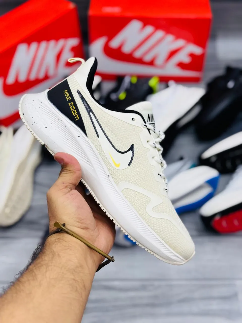 Nike Zoom Running Sneakers – Ultimate Comfort & Performance